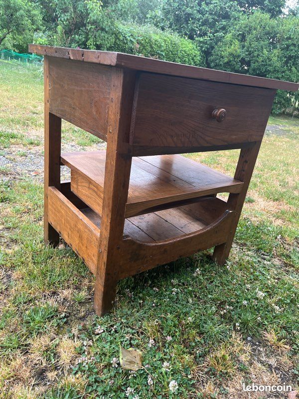 Table console (image 3)