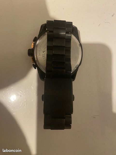 Montre diesel (image 4)
