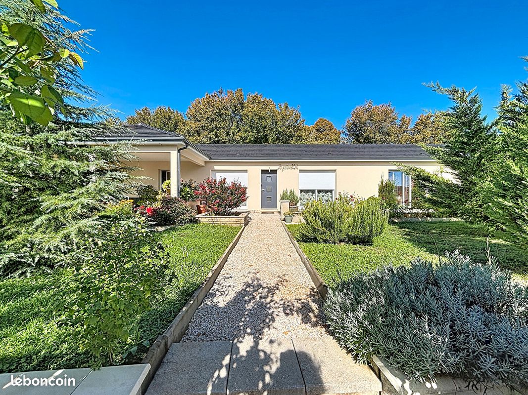 Maison 3 pièces 107 m² · à Vellefaux · 107 m² · 286 000 €