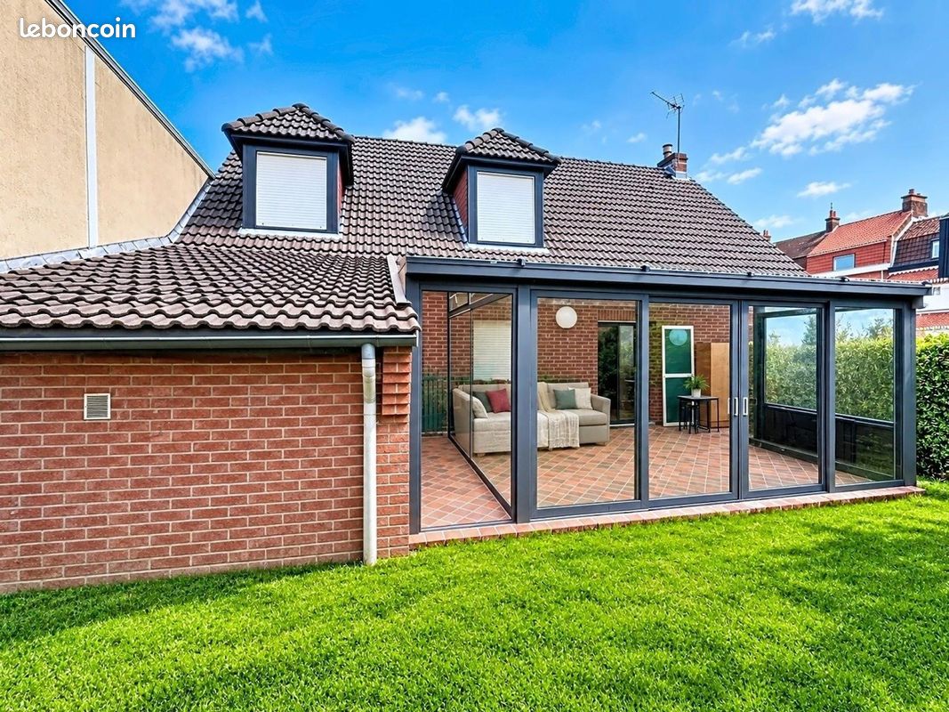 Maison 6 pièces 150 m² · à La Chapelle-d'Armentières · 150 m² · 299 990 €