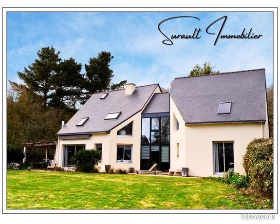 Propriété 7 pièces 200 m²