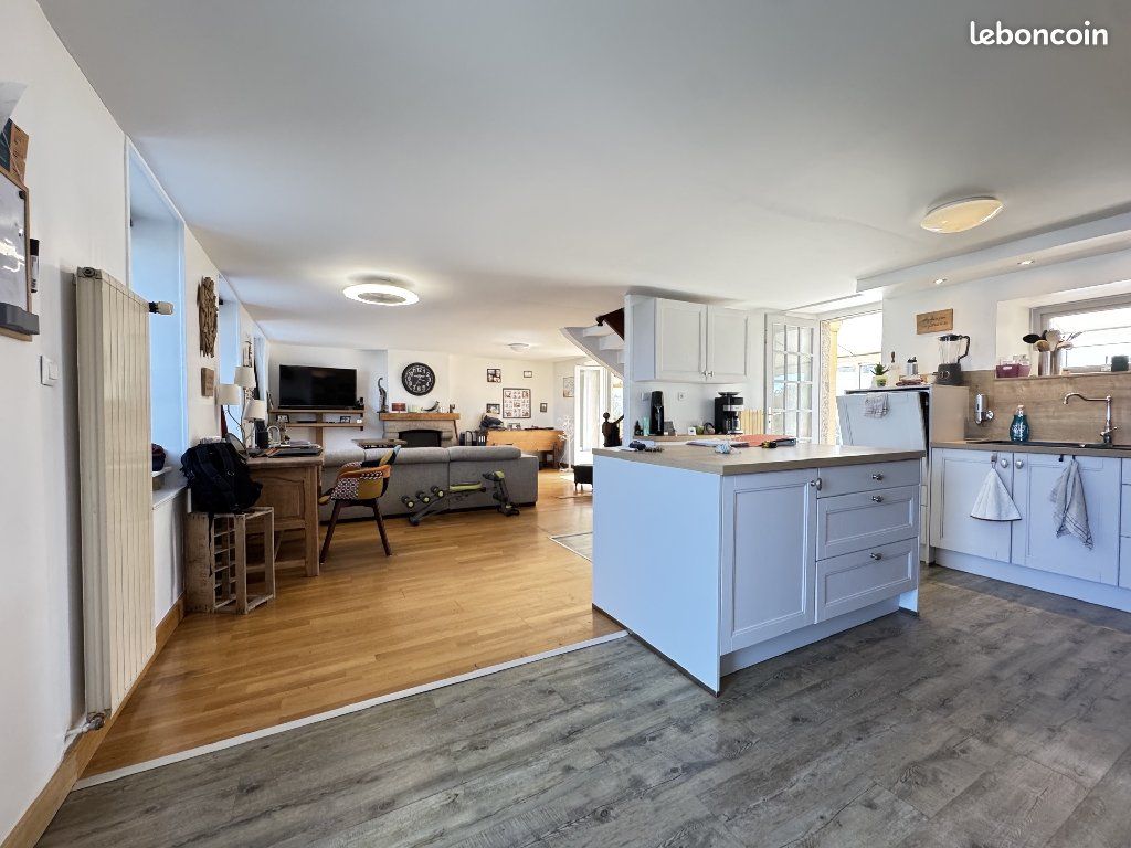 Maison 10 pièces 211 m² (image 4)