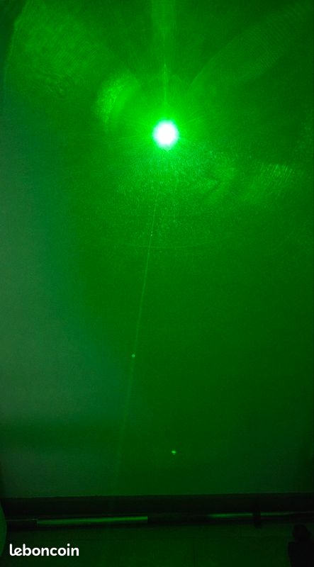 Lazer vert (image 3)