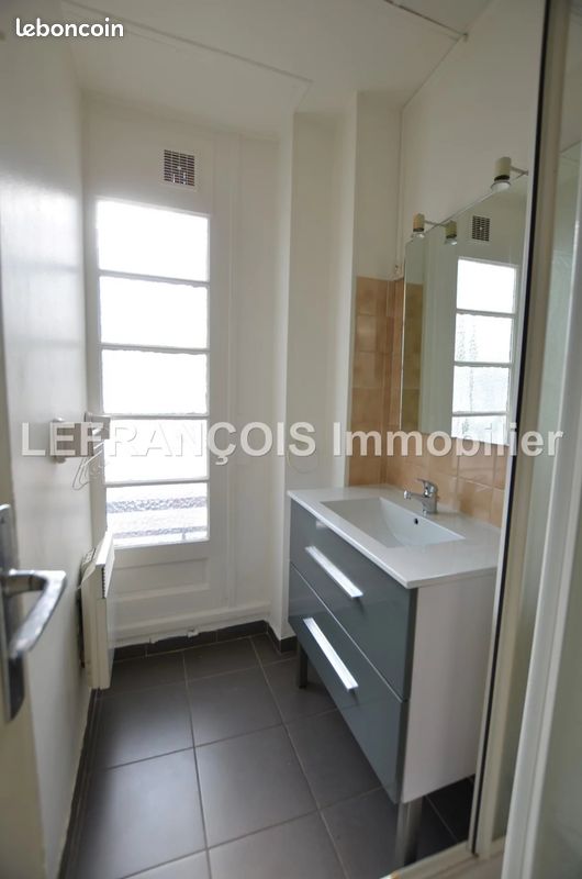 Appartement a louer grasse - 1 pièce(s) - 31 m2 - Surfyn