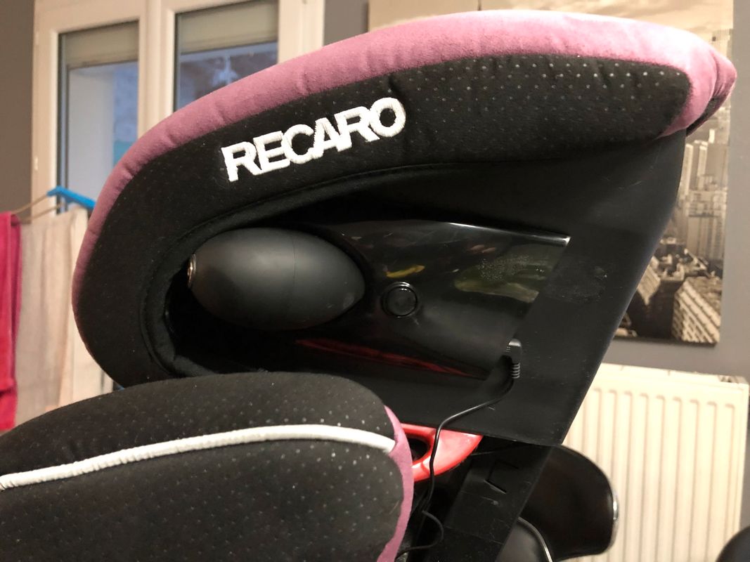 Siège auto Recaro Young Sport rose et noir 9-36 kg - Équipement auto