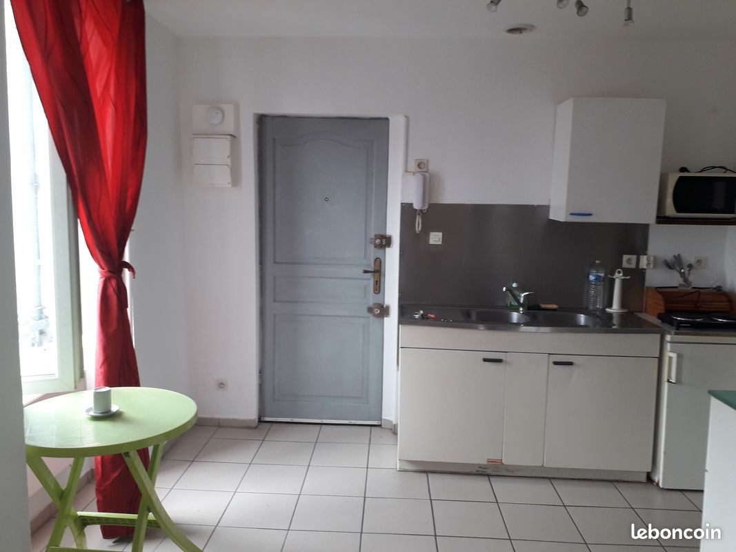 Appartement 2 pièces 24 m² · à Vierzon · 24 m² · 350 €/mois