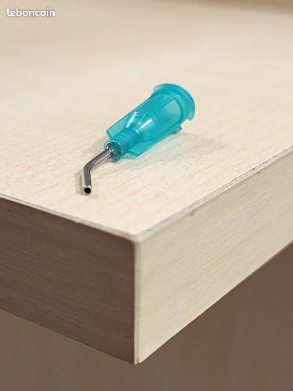 Aiguille coudée neuve, 3.5 cm, compatible seringue doseuse (image 3)