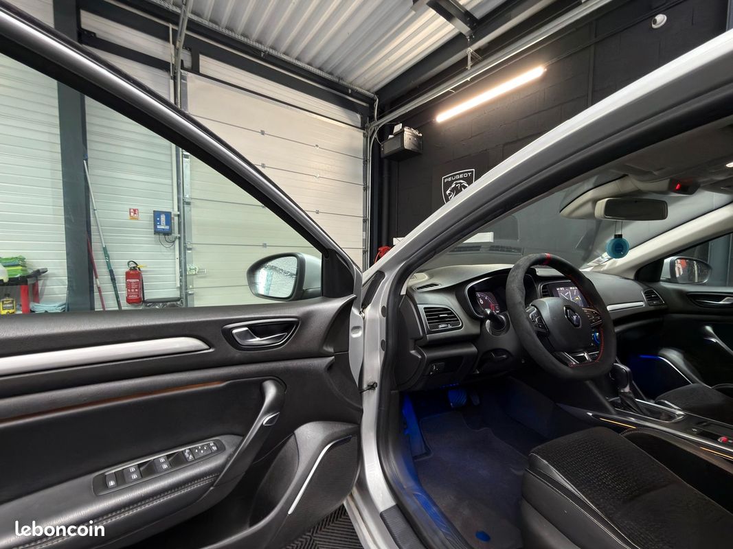 RENAULT Megane IV INTENS 1.5 BLUE DCI - 115 CV - CARPLAY - CAMERA DE RECUL - ATTELAGE (image 12)