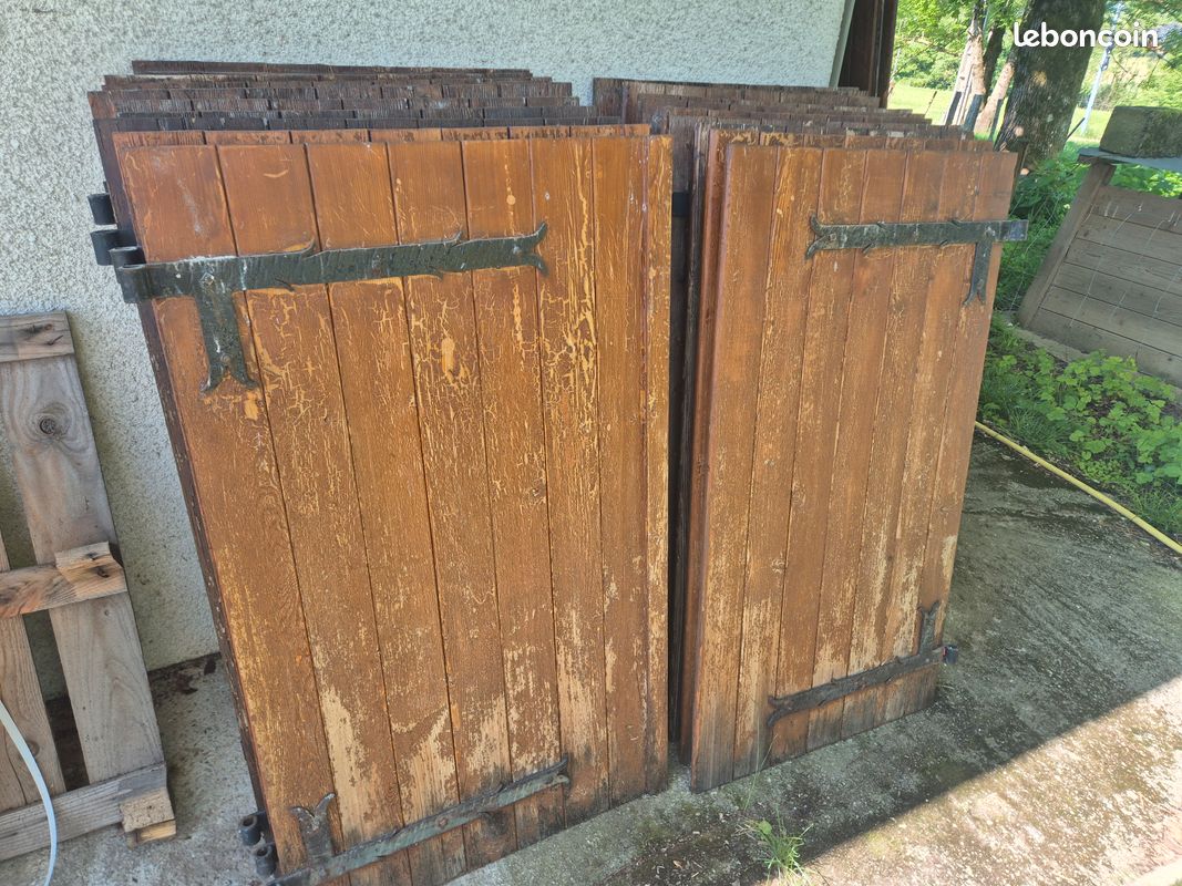Lot de volets en bois de fenêtres et portes fenêtres (image 2)