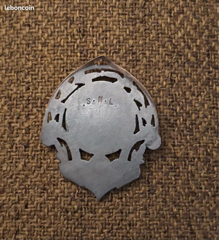 Armée De L'air : Ancienne Médaille De La Base Aérienne 119 D Béziers 34500