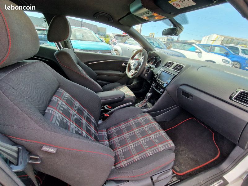 Volkswagen POLO 1.8 TSI 192CH BLUEMOTION TECHNOLOGY GTI DSG7 3P (image 9)