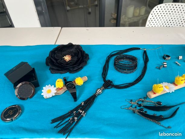 Lot De Bijoux Et Montres Vintage – Occasion – Ensemble Mixte Pour Collectionneur