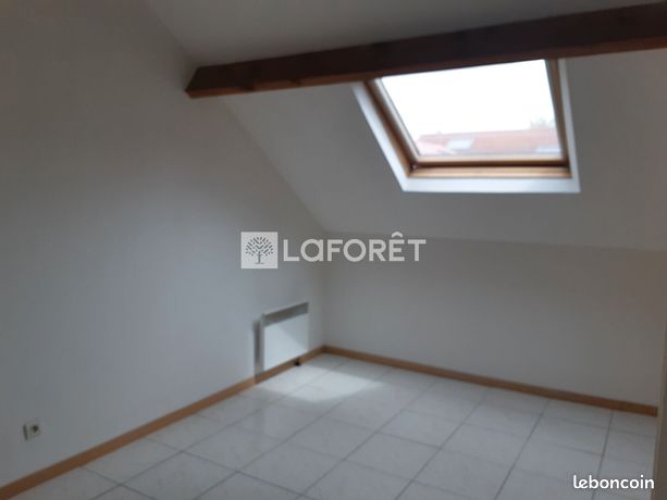 https://img.leboncoin.fr/api/v1/lbcpb1/images/f0/b4/c1/f0b4c1b2ce7a70533820ef6c98af8df840bd3b86.jpg?rule=ad-image