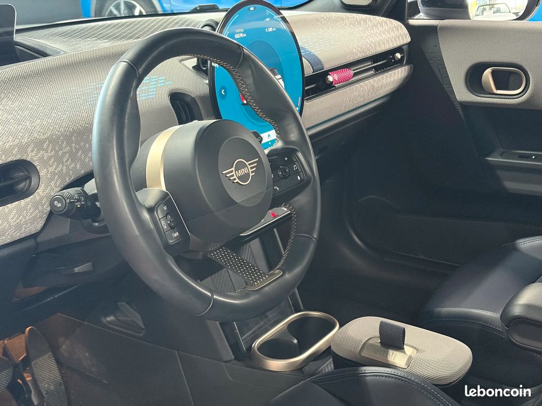 Mini COOPER Cooper C Favoured (image 15)