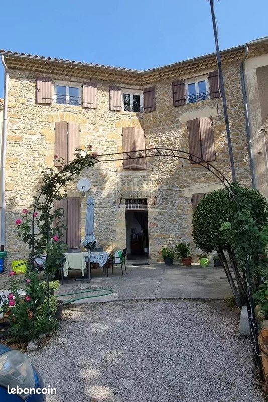 Maison 5 pièces 130 m² · à Sorgues · 130 m² · 200 000 €