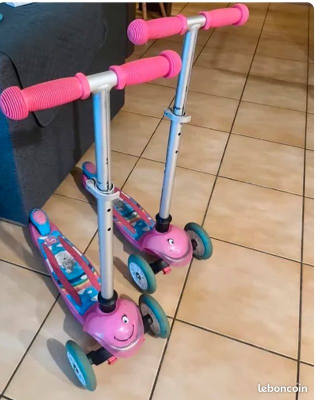 Trottinette 3 roues fille (image 1)