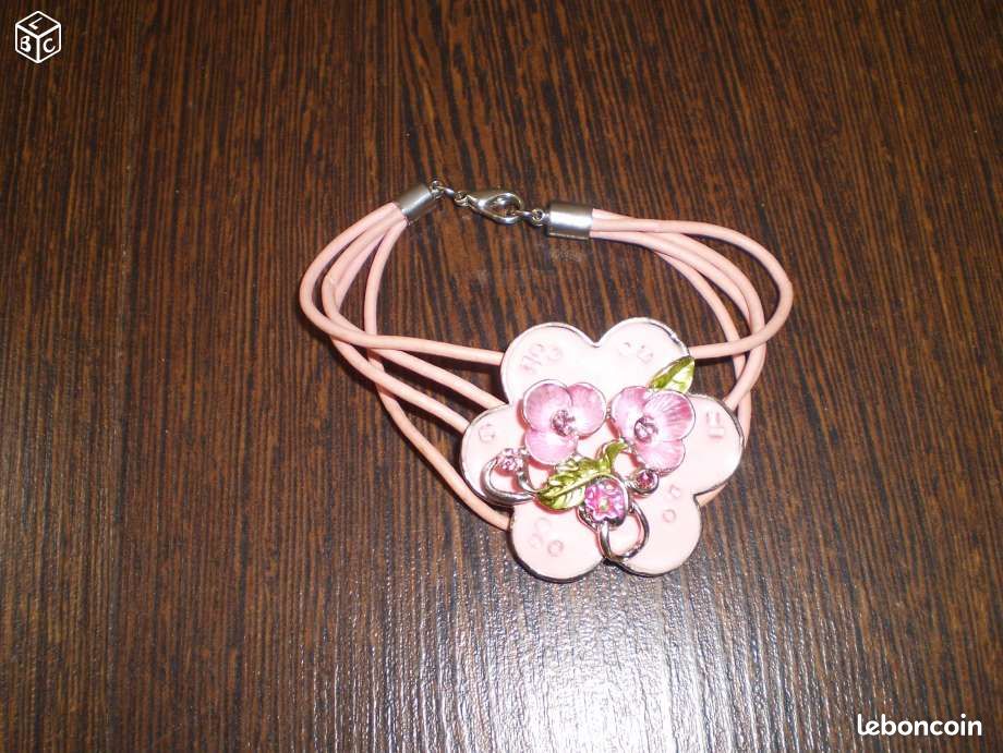 Joli Bracelet fantaisie rose (image 3)