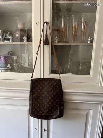 Sac bandoulière Louis Vuitton District 342508 d'occasion