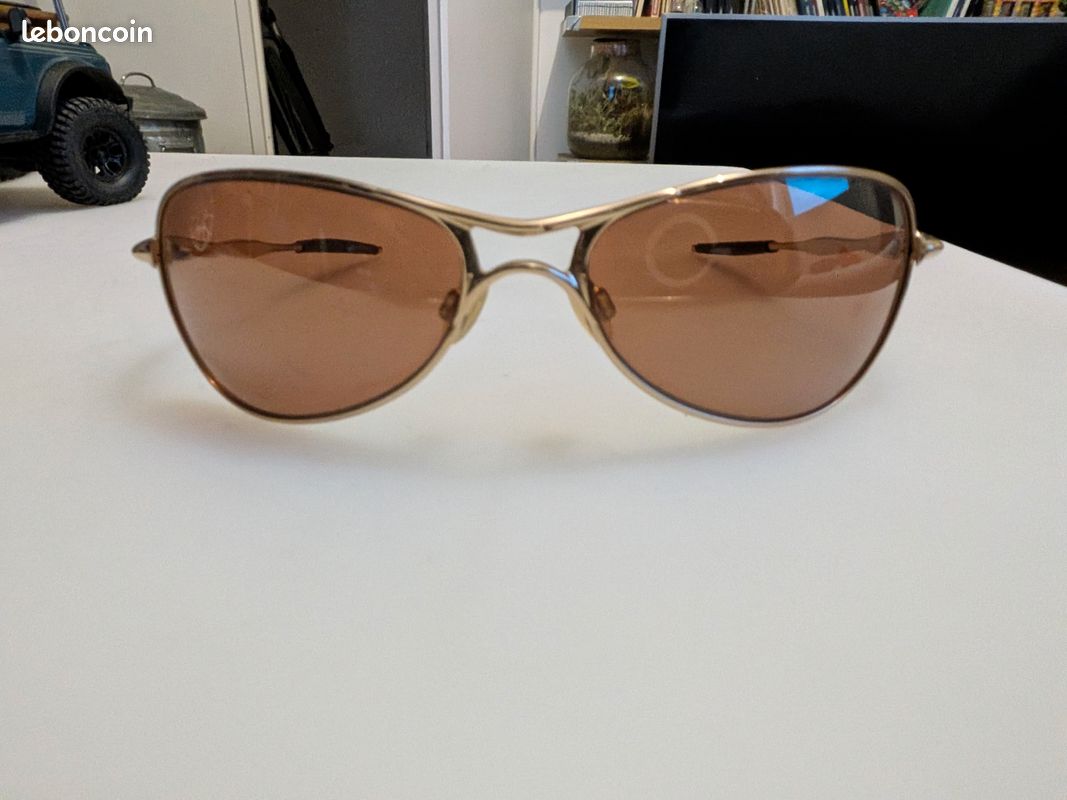 Vends lunette solaire femme OAKLEY (image 6)
