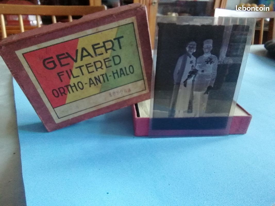RARE BOITE GEVAERT VITTACHROME PLAQUES STEREO 6x 13   FERMEE PERIMEE