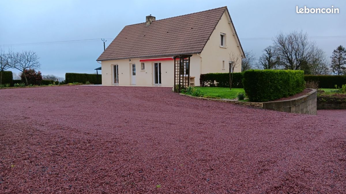 Maison 5 pièces 144 m² · à Saint-Jean-d'Elle · 144 m² · 278 000 €