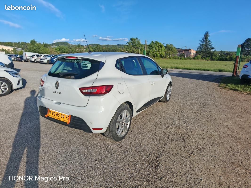 Renault Clio 1.5 DCI 90CH INTENS 5P (image 6)