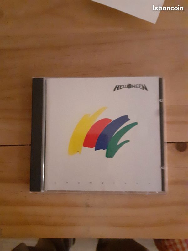 Vends cd helloween chameleon (image 1)