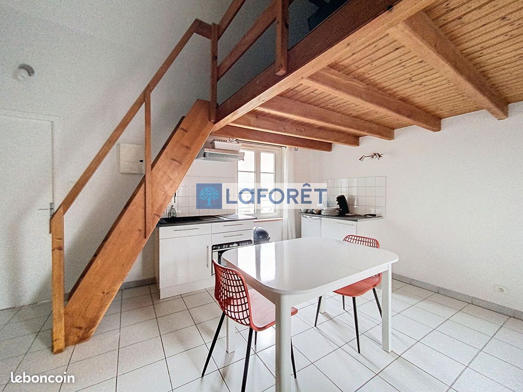 Appartement 1 pièce 18 m² · à Neufchâteau · 18 m² · 355 €/mois