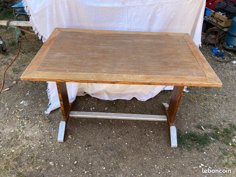 Table bistrot (image 1)