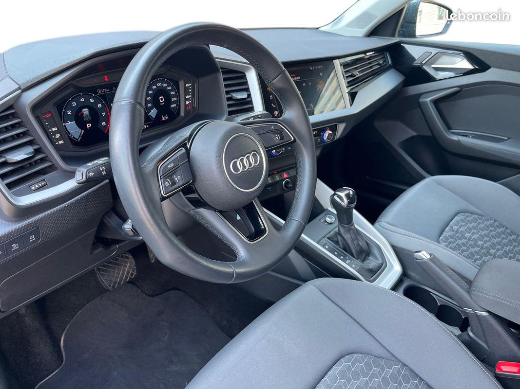 AUDI A1 Sportback 30 TFSI 110 ch S tronic 7 Advanced 2 (image 15)