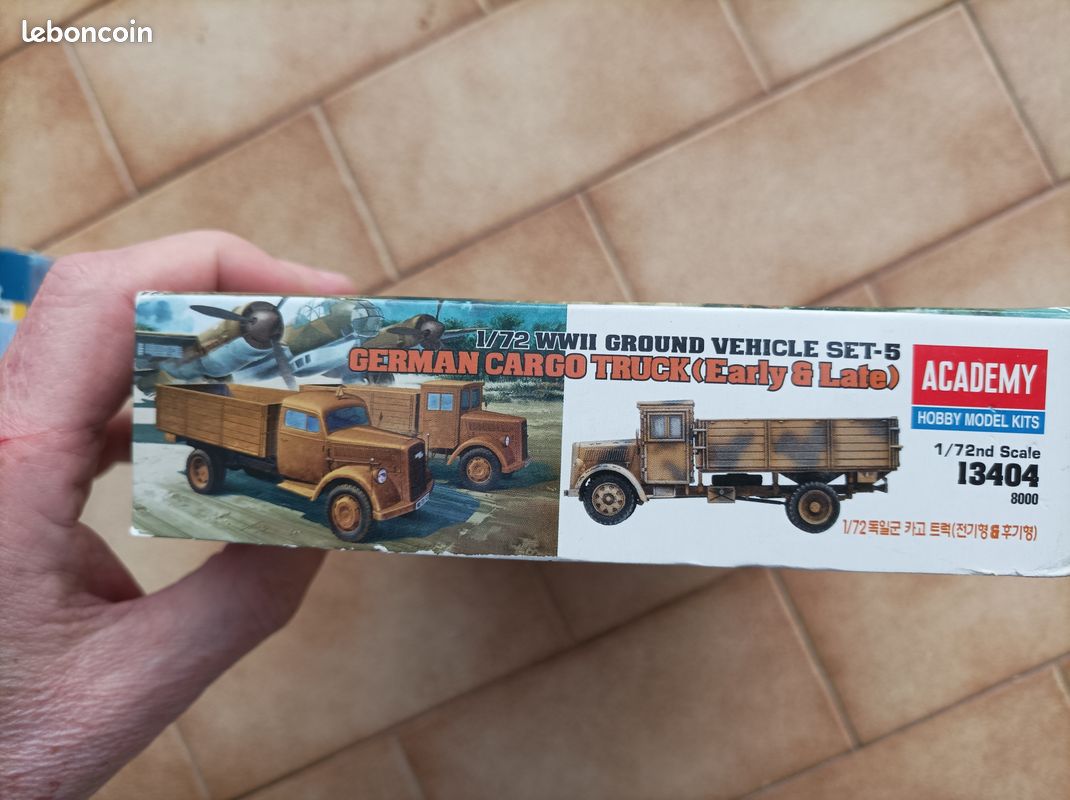 KILOKITS Lot de 2 kits de construction pour maquette de guerre militaire 1/72 WWII