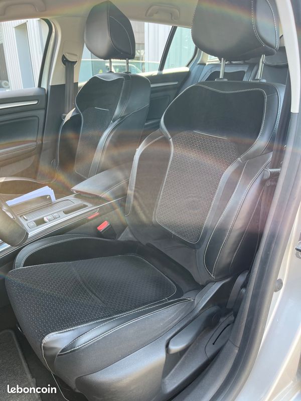 RENAULT MEGANE ESTATE 1.6 DCI 130 ENERGY INTENS * MOTEUR A CHAINE - GPS - RADAR DE RECUL - REVISON Ok (image 13)