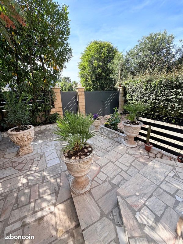 Maison 7 pièces 300 m² · à Noisy-le-Sec · 300 m² · 749 000 €