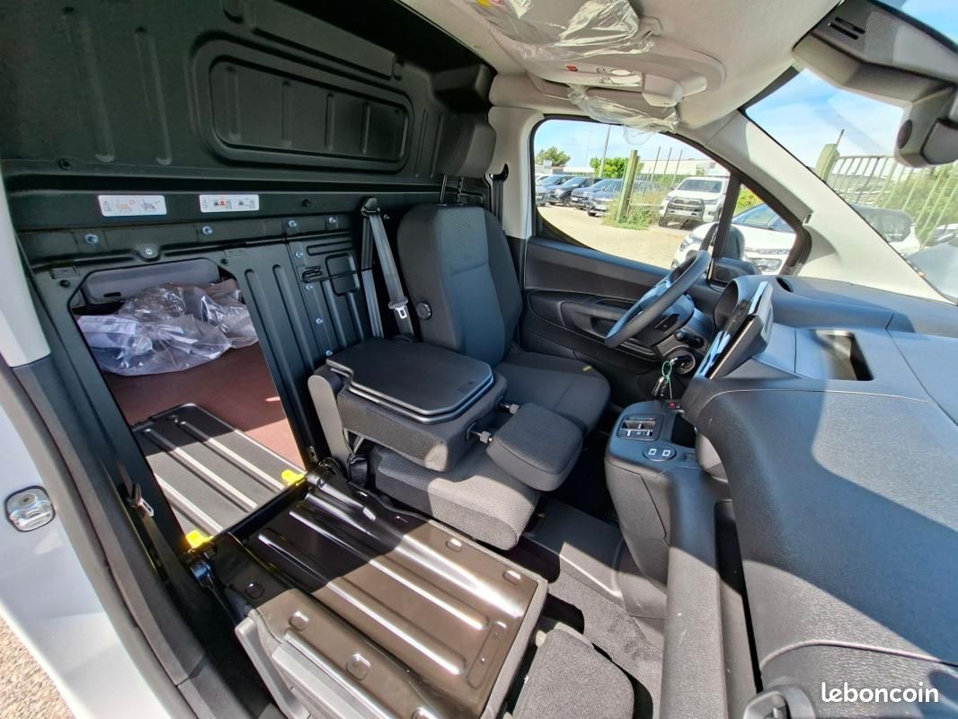 Toyota Proace City FOURGON LONG 1.5L 130 D-4D BVA START (image 7)
