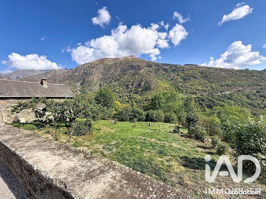 Terrain 640 m² · à La Valette · 640 m² · 65 000 €