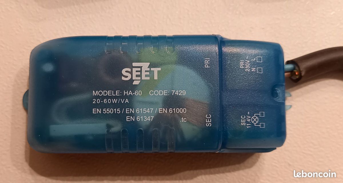 Transformateurs électroniques 12V + lampes Halogènes 12v 50w (image 3)