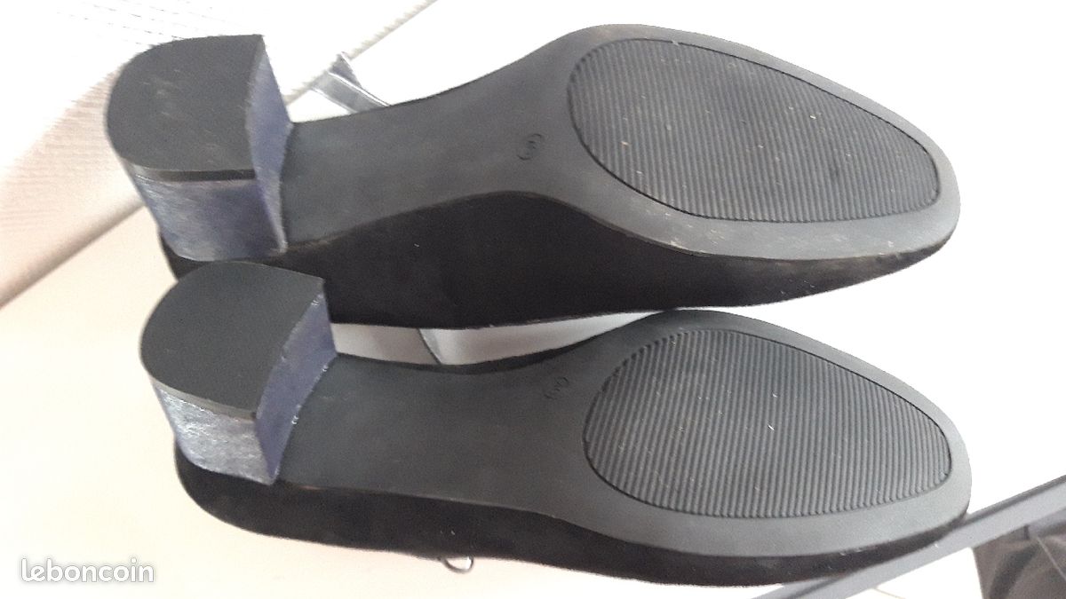 Chaussures Damart simili daim T40 (image 4)