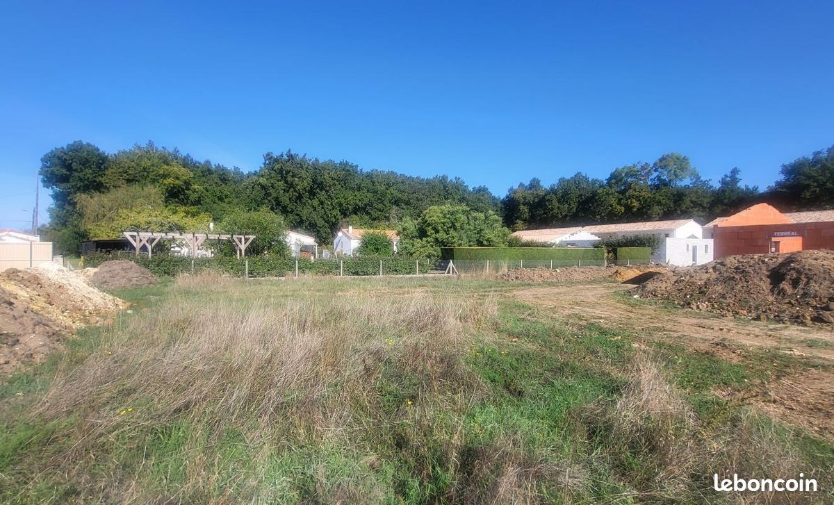 Terrain 515 m² Saujon · 64 000 €
