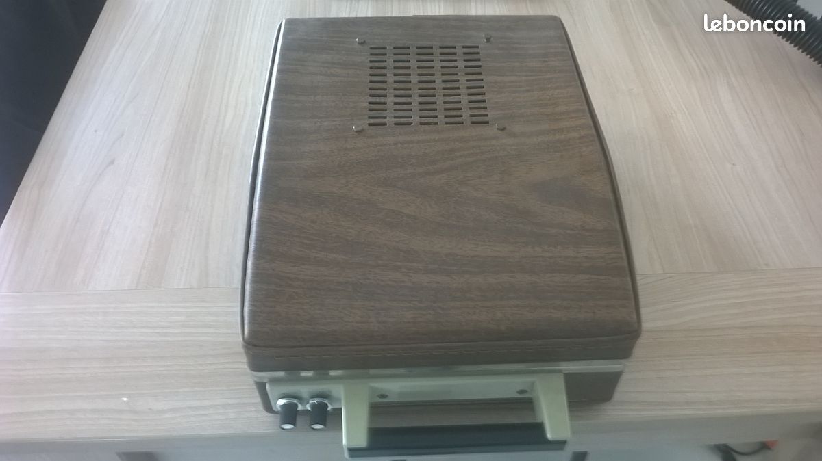 Tourne disque vintage (image 1)