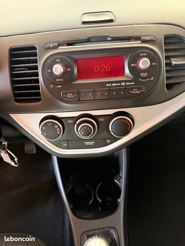 đ KIA PICANTO 1.0 MPi 69 CH â 5 PORTES â ATTELAGE â ĂCONOMIQUE & FIABLE đ (image 7)