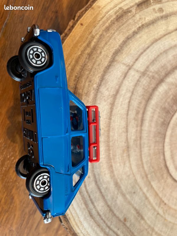 1/43ième – NOREV – RENAULT 6 – n°162