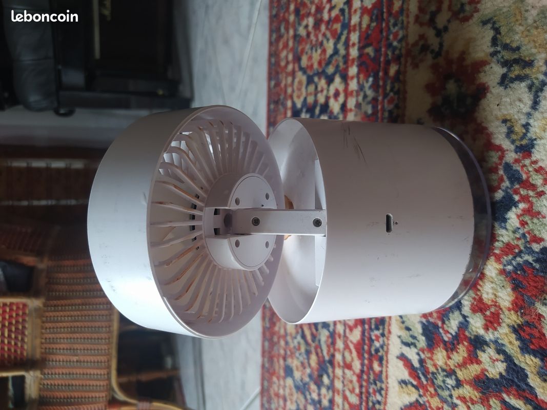 Petit ventilateur brumisateur sur batterie (image 4)