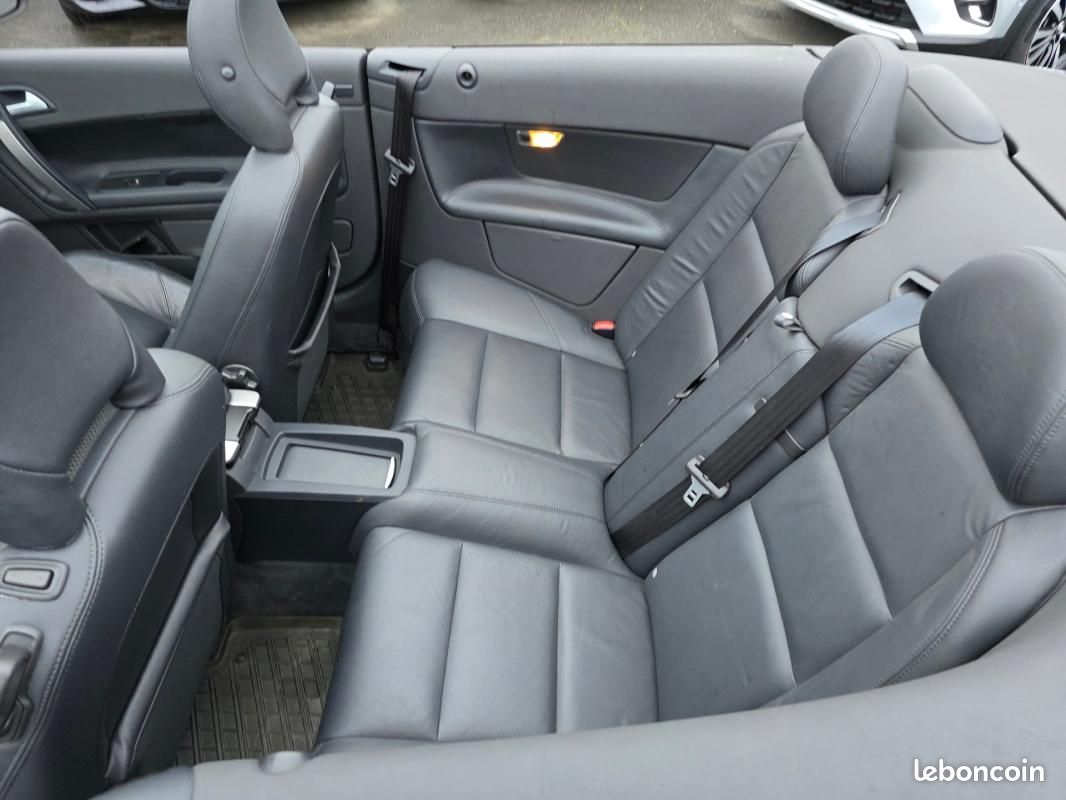 Volvo C70 Cabriolet 2.4i 170 Summum (image 11)
