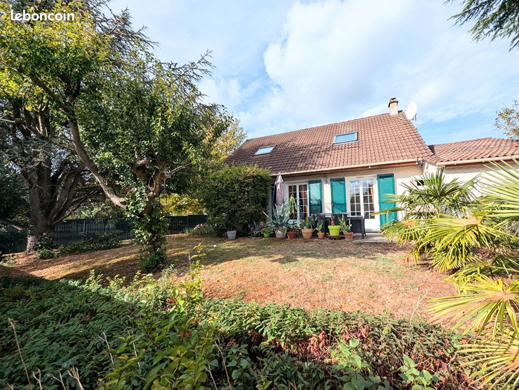 Maison 7 pièces 115 m² · à La Queue-en-Brie · 115 m² · 369 900 €