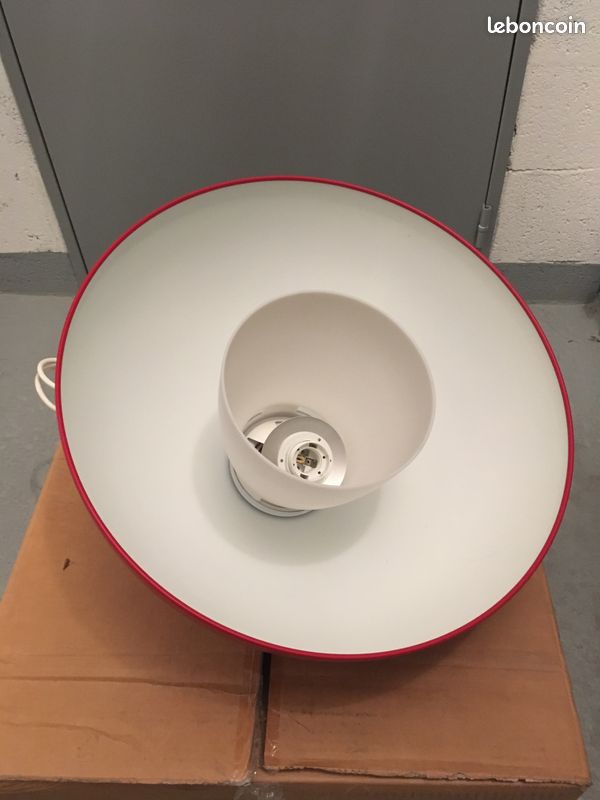 Suspension IKEA rouge (image 3)