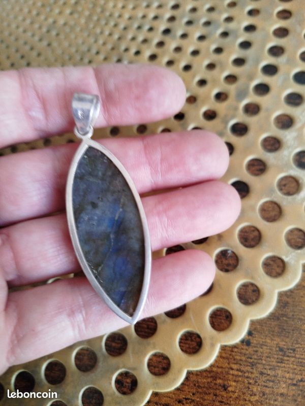 Pendentif labradorite monté sur argent 925 4,5 cm sur 2 cm beau reflet bleu intense (image 3)