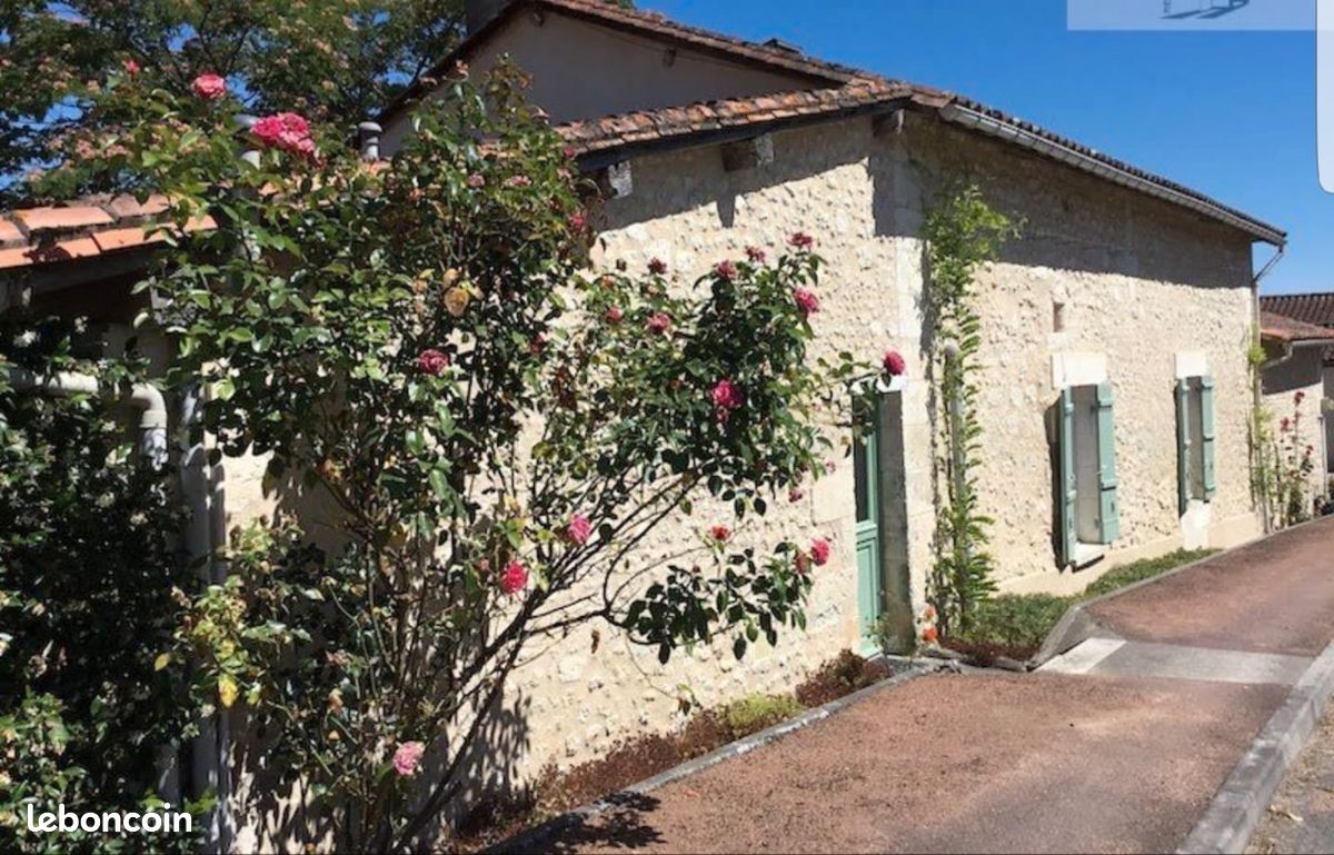 Maison 6 pièces 140 m² · à Saint Privat en Périgord · 140 m² · 275 000 €
