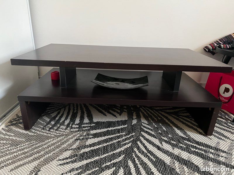 Table basse en bois (image 1)