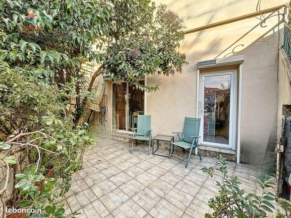 Appartement dans maison de ville