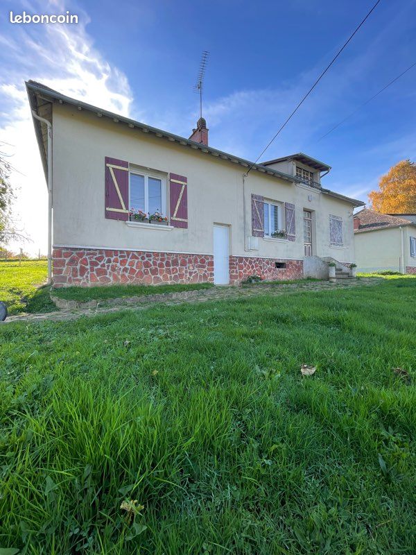Maison 4 pièces 95 m² · à Saint-Désiré · 95 m² · 109 900 €